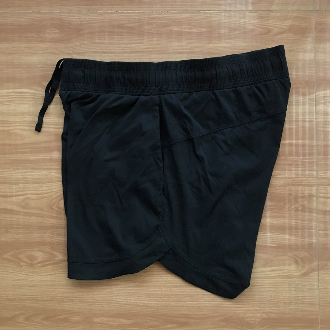 Tuff Athletics Running Short (Category: Activewear) located in Cebu City. Submitted by whytruekoy (Listing ID 1463593654, Image 1). Description: Tuff Athletics Running Short Authentic Size Medium W / 30-34 L / 16 Excellent.