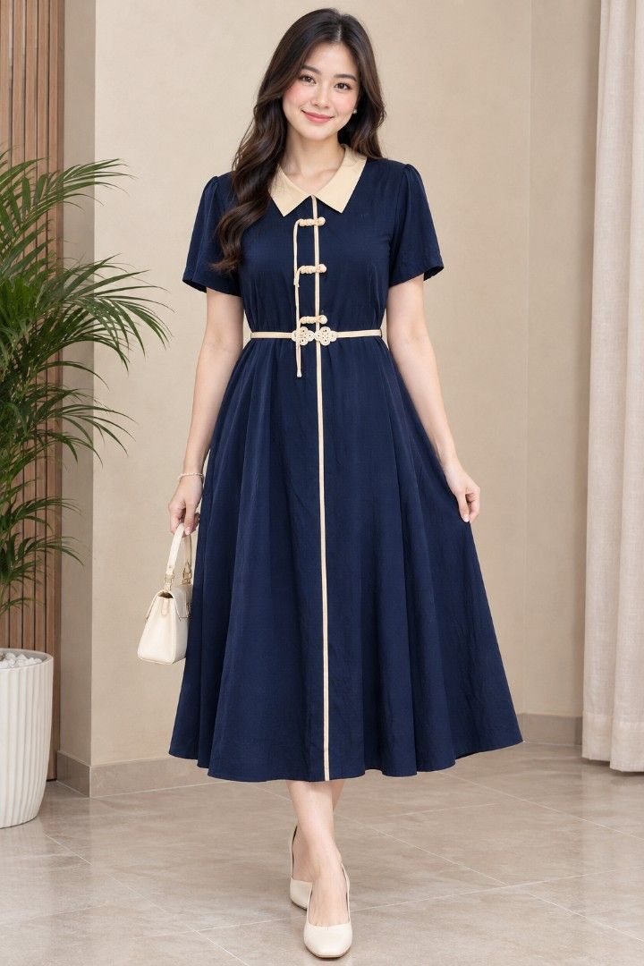 Ukay navy blue collared midi dress (Category: Dresses) located in Rizal. Submitted by villacorta14757 (Listing ID 1463718587, Image 1). Description: Ukay navy blue collared midi dress B 40 W 36 L 40 Like new Need wash.