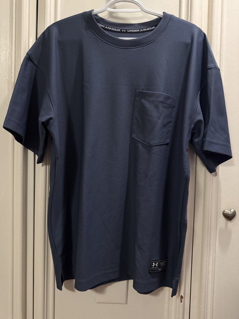 Under Armour Dri Fit shirt (Category: Tshirts & Polo Shirts ) located in Muntinlupa City. Submitted by itsprelovednow (Listing ID 1463682032, Image 2). Description: .