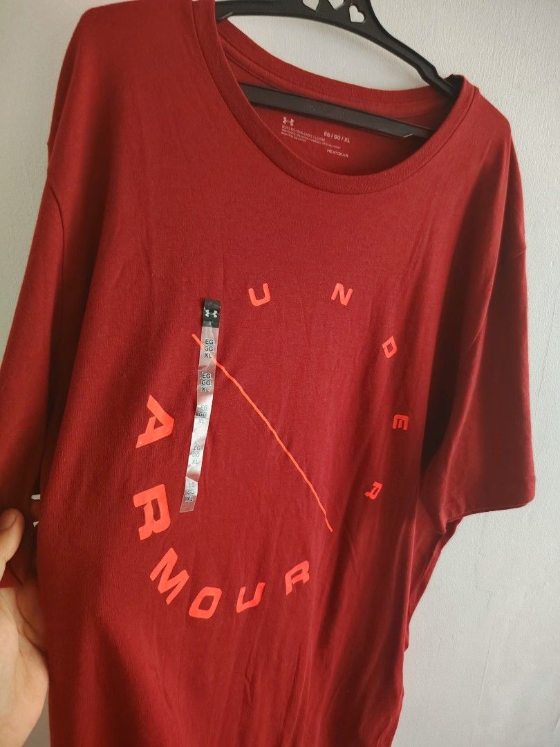 under armour shirt (Category: Tshirts & Polo Shirts ) located in Calamba. Submitted by sy_originals (Listing ID 1463602143, Image 3). Description: for sale original UA shirt b.new condition size xl ship via j&t payment via gcash.