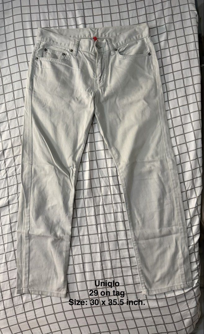 Uniqlo Denim Gray Pants (Category: Jeans) located in Manila. Submitted by pinkyswearshop2.0 (Listing ID 1463637478, Image 1). Description: .