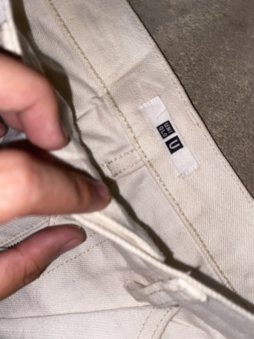 UNIQLO JEANS (Category: Jeans) located in Bantayan. Submitted by resuscitate.ph (Listing ID 1463649281, Image 3). Description: UNIQLO JEANS DIRTY WHITE 29 40 8.