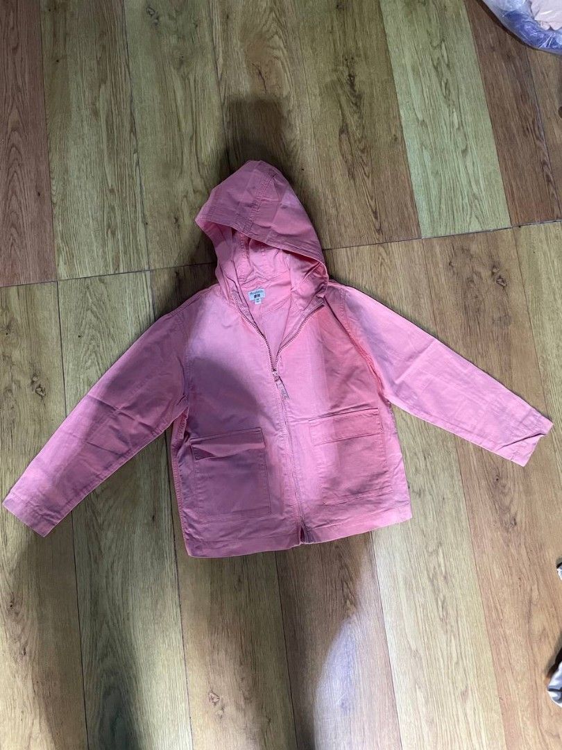 UNIQLO JW ANDERSON JACKET (Category: Coats, Jackets and Outerwear) located in Pasig City. Submitted by damadenoche_ (Listing ID 1463698000, Image 1). Description: - No issues, no stains, no ripped parts - Decluttering uniqlo clothes and pants. - 130 size indicated in the tag.