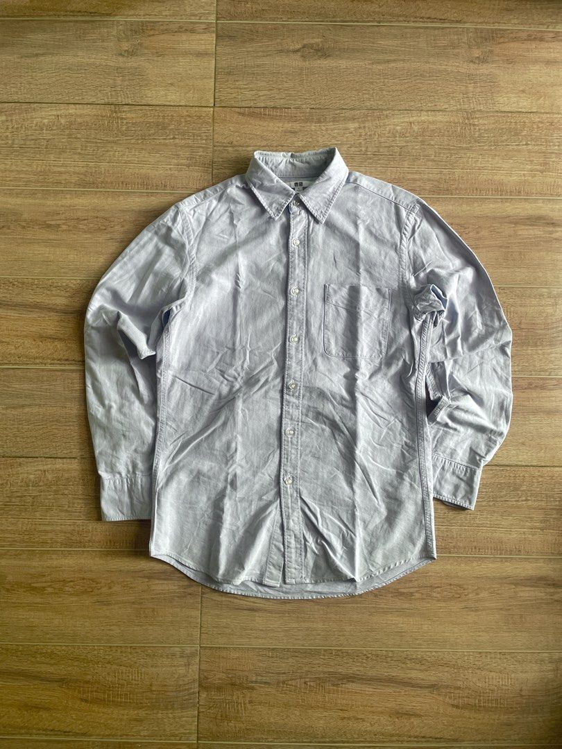 UNIQLO LIGHT BLUE LONGSLEEVE POLO (Category: Formal Shirts) located in Iloilo. Submitted by cuzta.thrift (Listing ID 1463617734, Image 1). Description: UNIQLO LIGHT BLUE LONGSLEEVE POLO MINE:350 STEAL:450 GRAB:650 + free sf DIMES: 19x28 CONDITION:10/10 COLOR:10/10 ISSUE:SMALL COFFEE STAIN (INSIDE ONLY).
