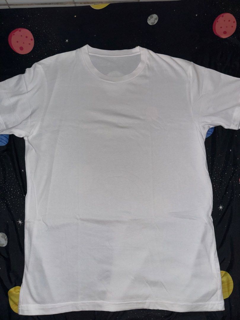 Uniqlo Plain Basic T-shirts - Multiple Colors Available (Category: Activewear) located in Manila. Submitted by nick64251- (Listing ID 1463718388, Image 3). Description: - Basic crew neck t-shirts - Available in: Brown, Dark Grey, White, Light Grey - Soft and comfortable fabric - Ideal for everyday wear - Great for layering or wearing solo - Your everyday essential Slightly used / In prestine condition Price negotiable MEET UP: Puregold Taytay Flo
