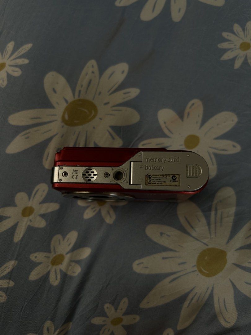 Untested Camera (Category: Cameras) located in Manila. Submitted by digitelle (Listing ID 1463614873, Image 3). Description: - untested don’t have battery for it, selling for parts or repair - body condition 9/10 slight scratch on the body but overall good condition - Price slightly negotiable .