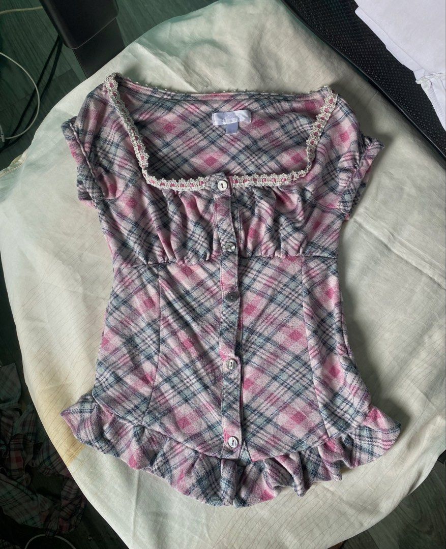 Upcycled Milkmaid Blouse (Category: Blouses) located in Cavite. Submitted by tintinsssss (Listing ID 1463559254, Image 1). Description: ༊·˚ mine 399 ༊·˚ Pink Milkmaid Top ༊·˚ upcycled/reworked ༊·˚ xs to small (preferably xs) ༊·˚ no ww (di kasya sakin😢) ༊·˚ no issues at all.