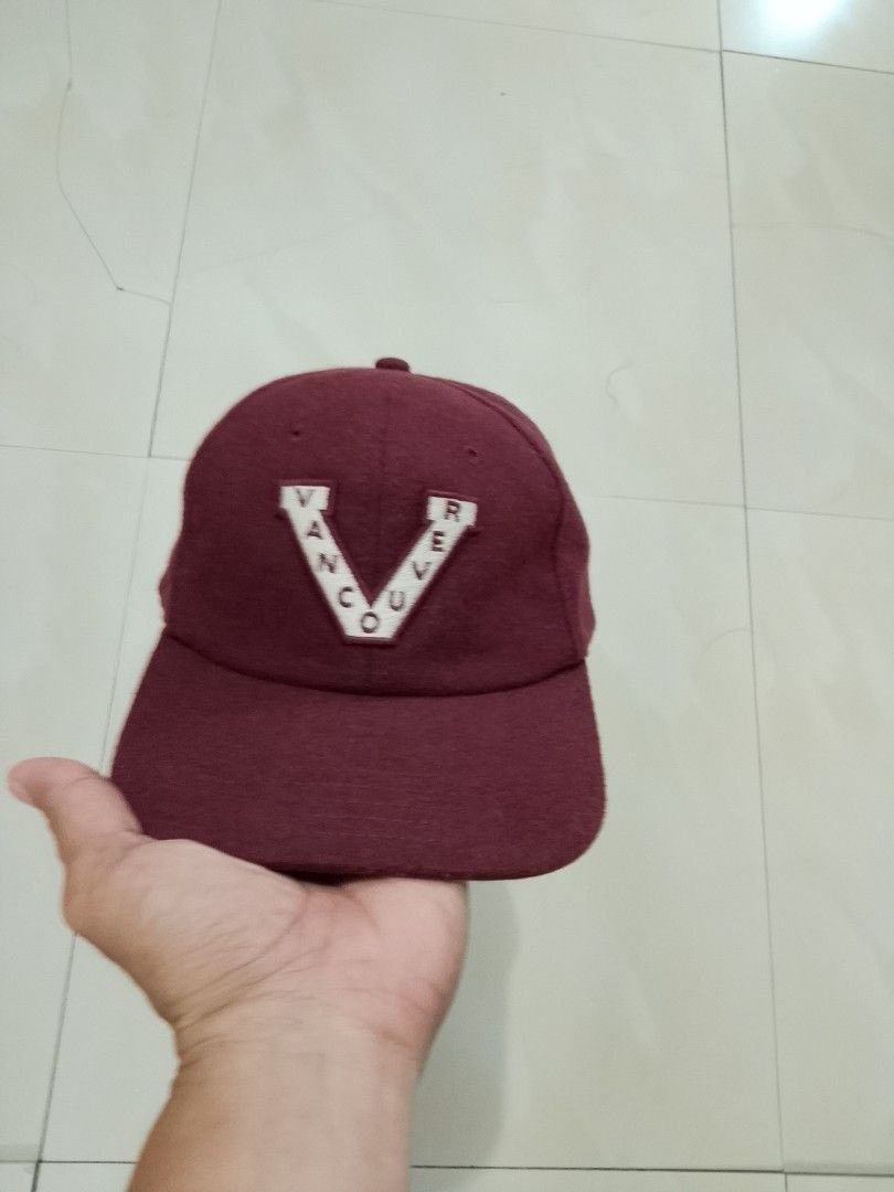 V wool (Category: Announcements) located in Cavite. Submitted by unlimited.caps (Listing ID 1463623065, Image 1). Description: .
