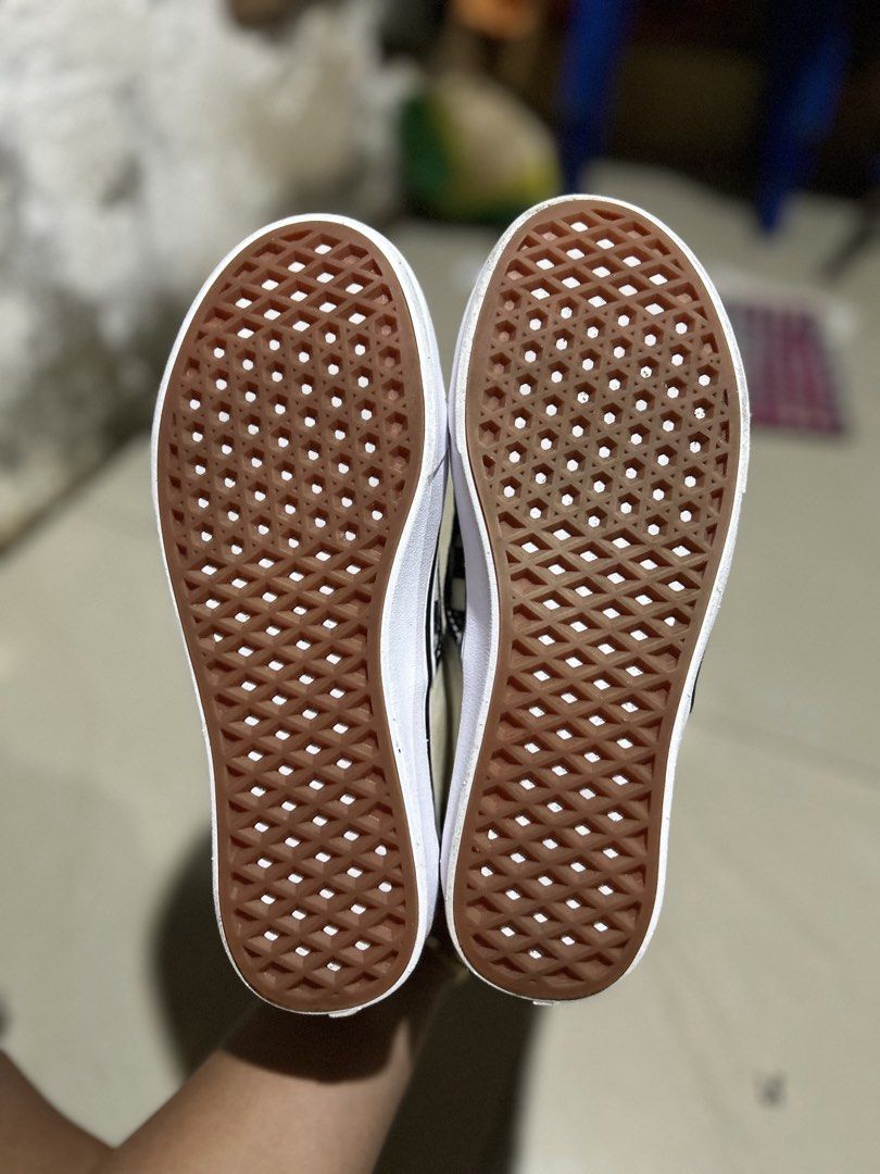 Vans (Category: Sneakers) located in Cebu City. Submitted by cyrilk1cks (Listing ID 1463636858, Image 3). Description: .
