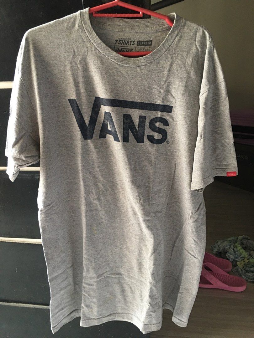 vans gray shirt (Category: Tshirts & Polo Shirts ) located in Marilao. Submitted by joelheather02 (Listing ID 1463657144, Image 1). Description: .