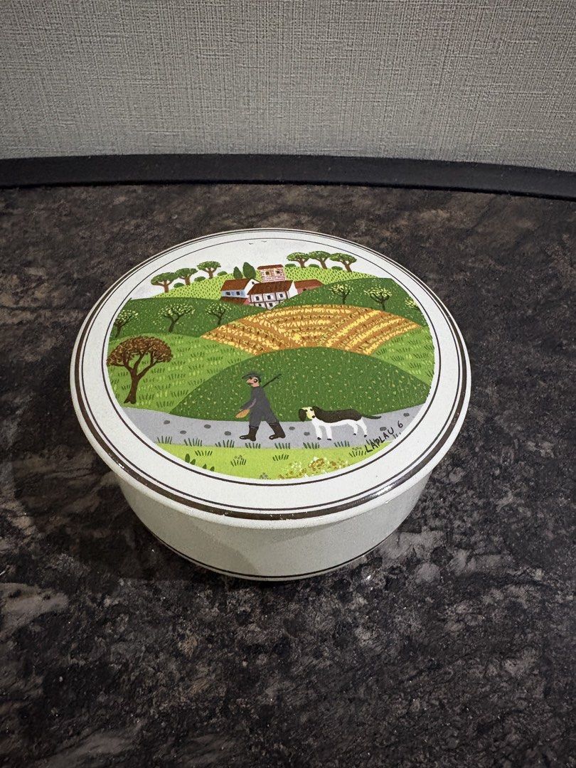 Villeroy & Boch Design Naif Round Trinket Box (Category: Storage Boxes & Baskets) located in Manila. Submitted by foundhouseph (Listing ID 1463663564, Image 1). Description: Villeroy & Boch Design Naif Round Trinket Box Price: 525php Quantity: 1 pc. only Condition: very good condition Size: 4 inches.