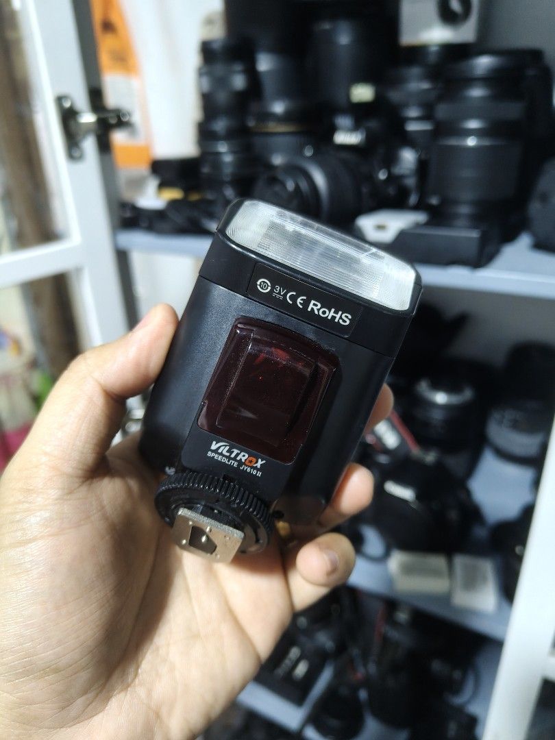 Viltrox JY610 II Speedlite Universal Mini 2,000 Only (Category: Flashes) located in Manila. Submitted by camera.matrix.ph (Listing ID 1463592149, Image 1). Description: Viltrox JY610 II Speedlite Universal Mini 2,000 Only 2k only No issue Fully Working Firing Location Monumento Caloocan city Shipping Lalamove LBC cop cod.