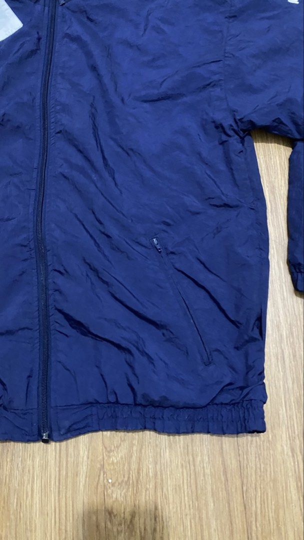 Vintage Adidas Equipment windbreaker (Category: Hoodies) located in Manila. Submitted by truemoon_d2e1ee (Listing ID 1463659622, Image 3). Description: 22x28 Original No flaws .