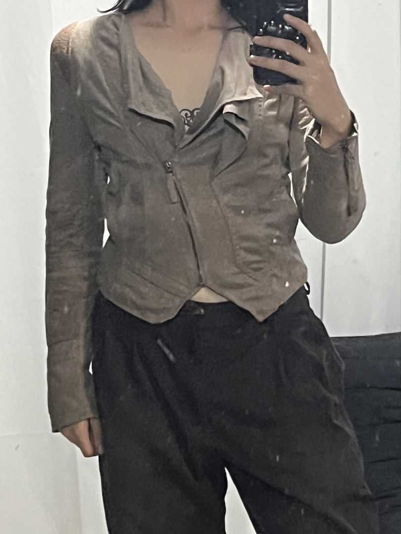 Vintage Biker Rider Zipper Brown Jacket (Category: Coats, Jackets and Outerwear) located in Bulacan. Submitted by _lokaa (Listing ID 1463564704, Image 2). Description: no flaws xs to med.