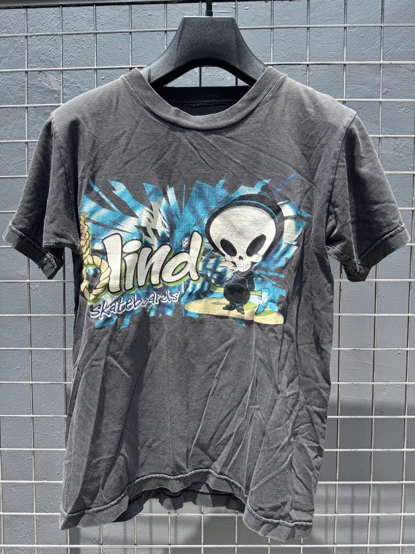 Vintage Blind Skateboard T Shirt (Category: Tshirts & Polo Shirts ) located in Manila. Submitted by thevintage90_sretro. (Listing ID 1463672077, Image 1). Description: legit dm for inquiries .