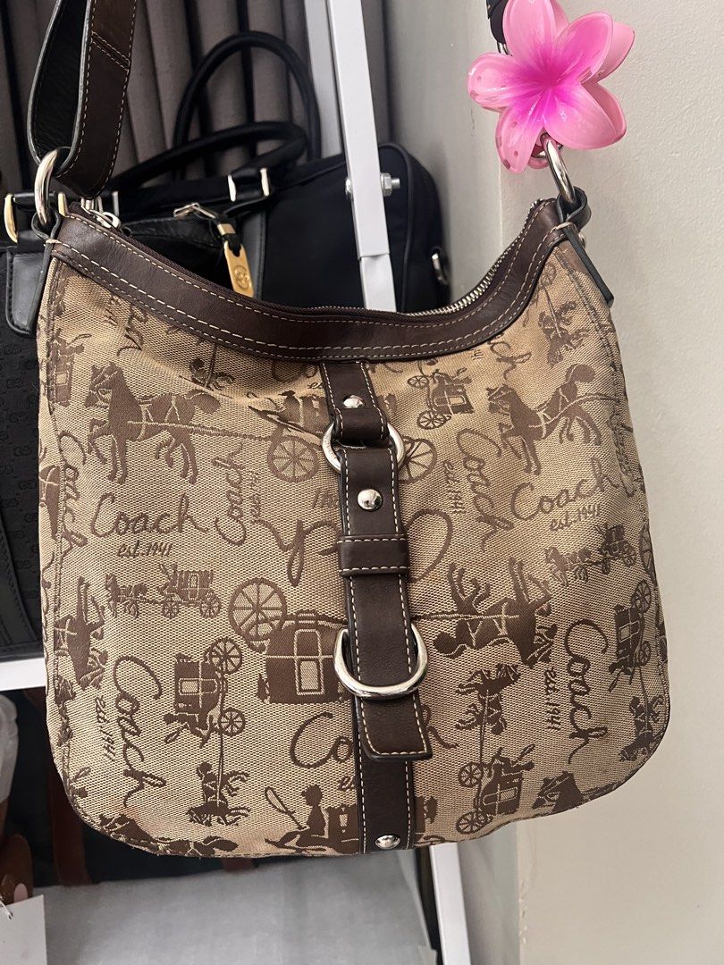 Vintage Coach Chelsea Authentic (Category: Cross-body Bags) located in Makati City. Submitted by carullee (Listing ID 1463682577, Image 1). Description: Preloved Vintage Coach Chelsea Hobo/Crossbody bag Minimal sign of use Light leather patina on strap and zipper puller Minimal dirt on canvass With original coach dustbag.