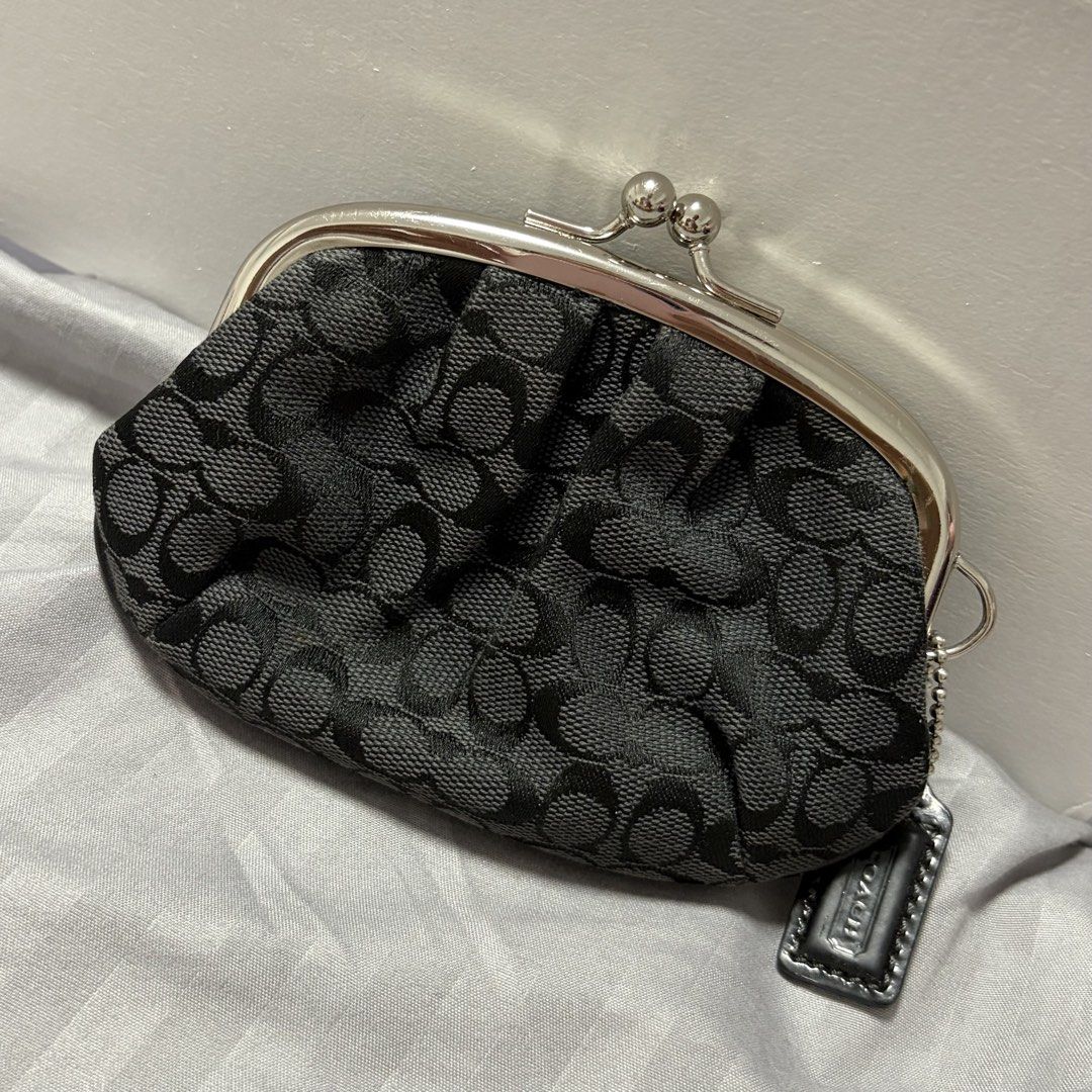vintage coach kisslock wallet (Category: Wallets & Card holders) located in Pila. Submitted by raydltre (Listing ID 1463727046, Image 1). Description: - Authentic vintage Coach wallet - Classic black monogram canvas - Secure kisslock closure - Compact and stylish design - Perfect for essential.