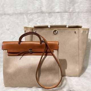 (Category: ) located in . Submitted by leens.preloved (Listing ID 1463724886, Image 1). Description: .