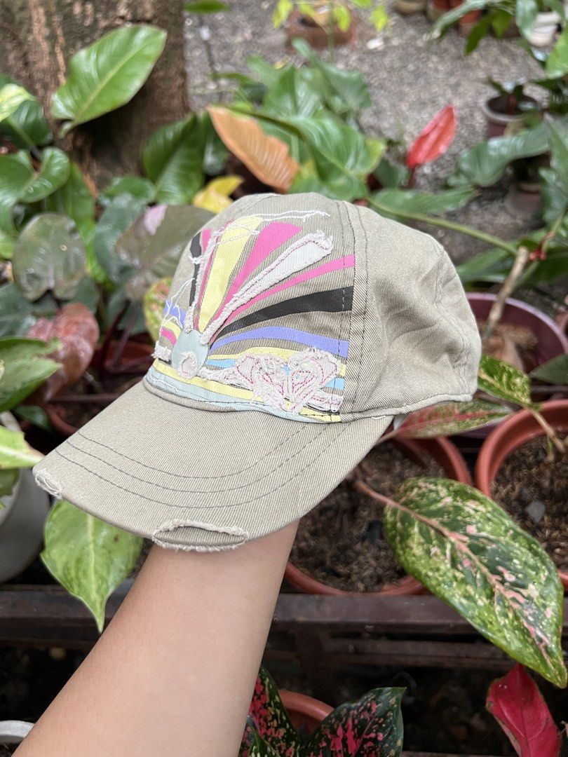 Vintage Roxy RXY Distressed Patchwork Baseball Cap (Category: Hats & Beanies) located in Dapitan. Submitted by gelbread (Listing ID 1463659325, Image 2). Description: .