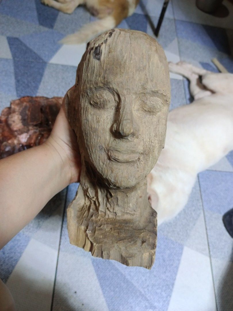 Vintage Sculpture Head (Category: Figurines & Statues) located in Mandaluyong City. Submitted by theforgottentreasures (Listing ID 1463651479, Image 3). Description: 1200 pesos!!! 📌 Vintag Sculpture Head 10 inches tall 16 inches circumference made of wood what you see is what you get.