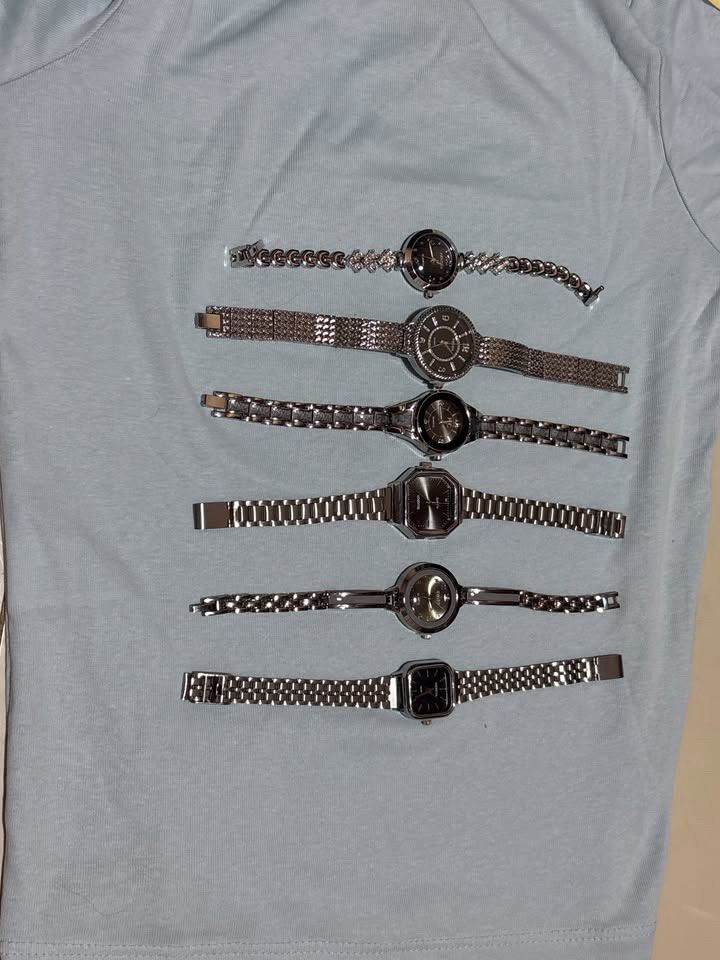 Vintage Watch for TAKE ALL (Category: Women's Watches) located in Balagtas. Submitted by sabrinacarpenteroww (Listing ID 1463708511, Image 1). Description: vintage watch for take all w box.