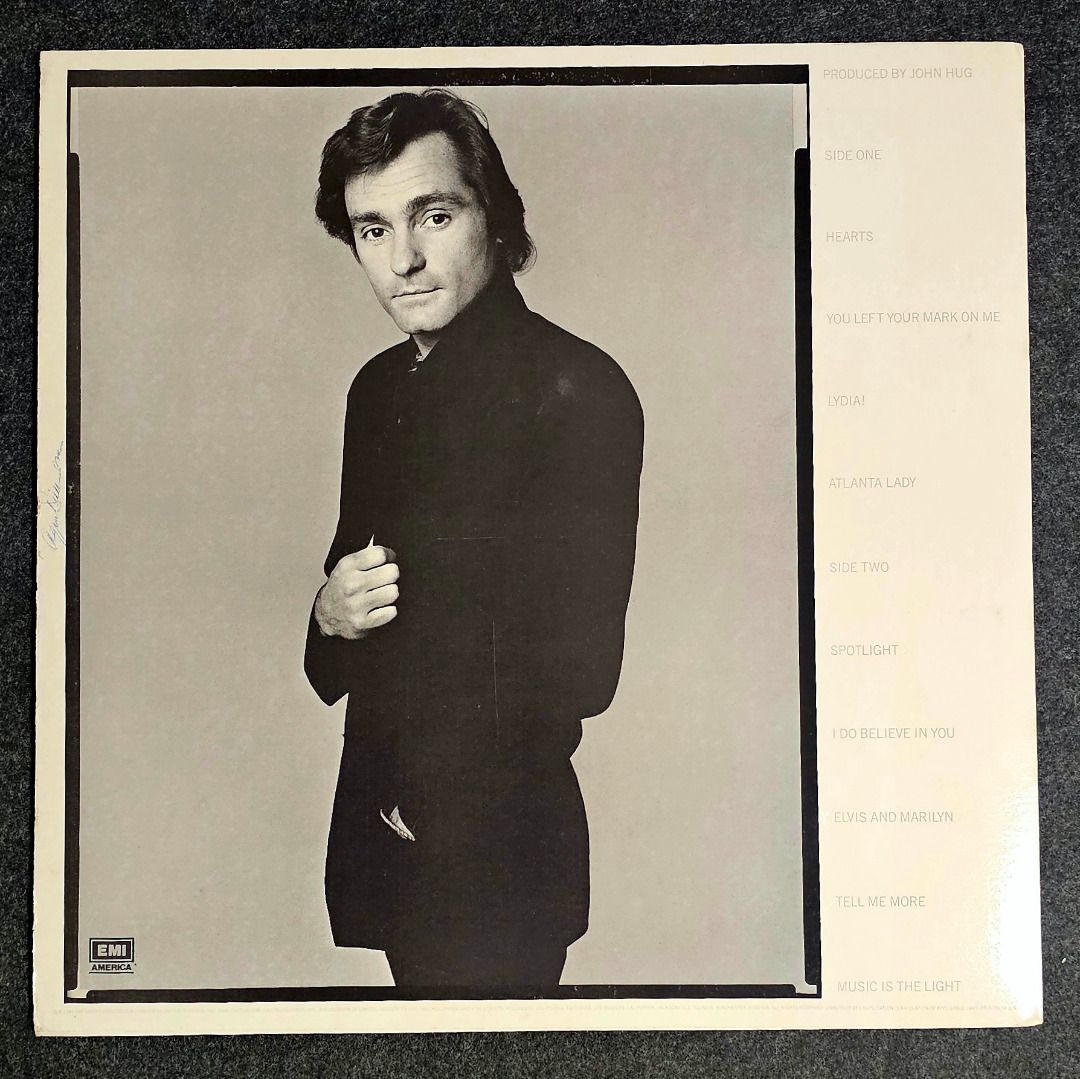 [Vinyl LP] Marty Balin – Balin (Category: Vinyls) located in Cainta. Submitted by bunnygod (Listing ID 1463617968, Image 2). Description: US pressed, 1981 EMI America – SO-17054 📀 VG+ 📂 VG+ 🎶 Soft Rock A1 Hearts 4:32 A2 You Left Your Mark On Me 4:40 A3 Lydia! 3:36 A4 Atlanta Lady 3:46 B1 Spotlight 3:30 B2 I Do Believe In You 3:23 B3 Elvis And Marilyn 3:05 B4 Tell Me More 3:48 B5 Music Is The Light 4:17 .