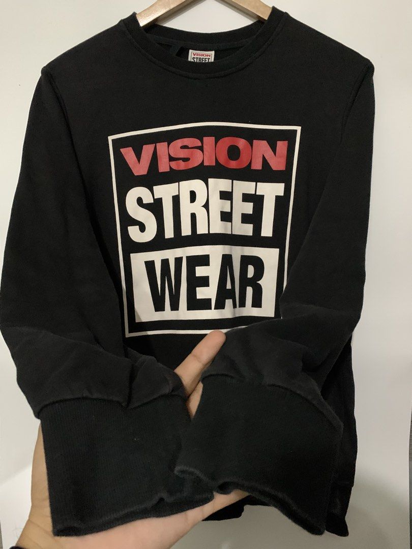 VISION STREET WEAR CREWNECK (Category: Formal Shirts) located in Bulacan. Submitted by ridersthrift_ph (Listing ID 1463666728, Image 3). Description: Authentic Size Medium No Flaws Gcash Payment Bulacan 📍.