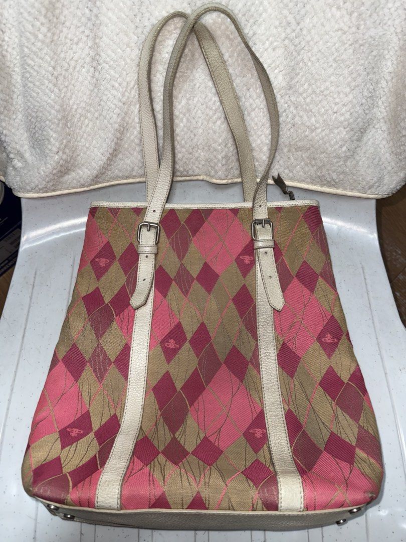 Vivienne Westwood (Category: Luxury Bags & Wallets) located in Manila. Submitted by jm_jm88 (Listing ID 1463603877, Image 2). Description: Measurement 34cm x 37cm.