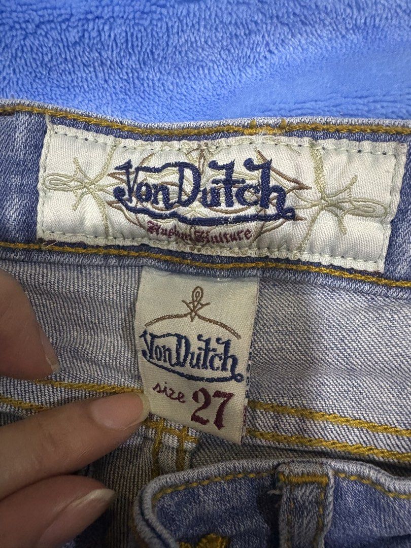 Von Dutch Distressed Denim Jeans Size 27 (Category: Jeans) located in Valenzuela. Submitted by roxie018 (Listing ID 1463721339, Image 2). Description: - Light wash Von Dutch jeans - Size 27 - Distressed detailing on the front - Classic five-pocket styling - Embroidered back pockets - Button and zip fly closure - Ideal for a casual look.
