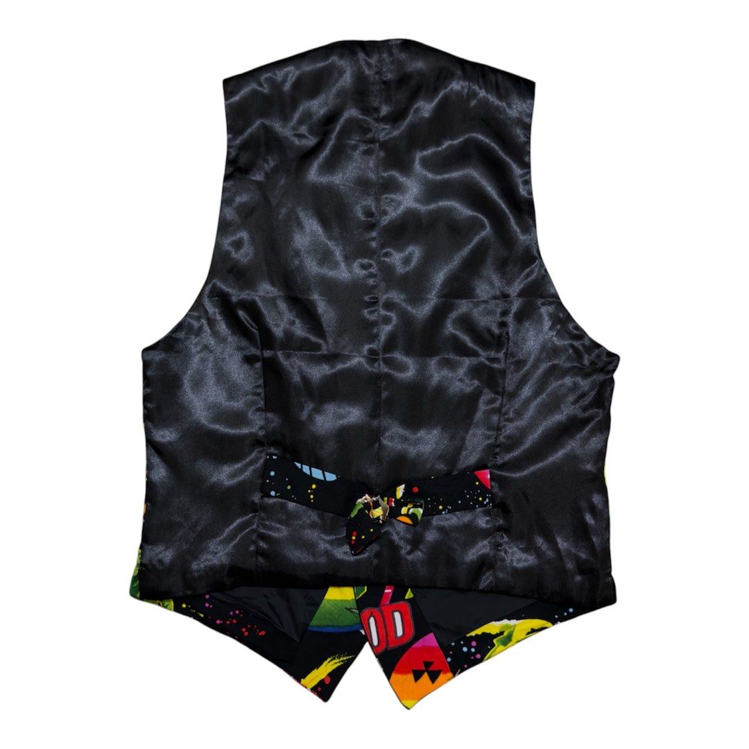 Vtg. 90s Planet Hollywood Vest (Category: Vests) located in Dinalupihan. Submitted by brokencasket (Listing ID 1463663370, Image 2). Description: Vtg. 90s Planet Hollywood Vest Size S on tag. Measurements on photo. .