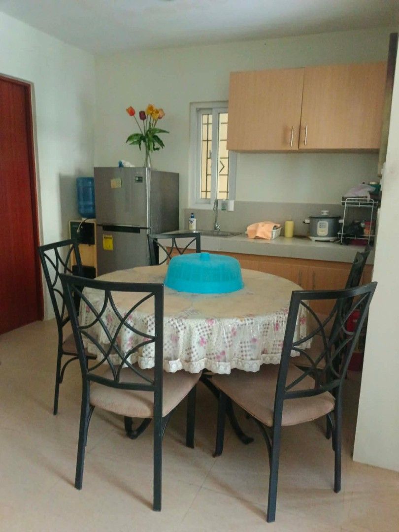 Well Maintained House for sale (Category: House & Lot) located in Cebu City. Submitted by grandcrystal.911 (Listing ID 1463607065, Image 1). Description: Lot Area: 60 sqm Floor Area: No. Of rooms 3 No. Of Toilet and bath : 2 No. Of parking 1 Semi Furnished.