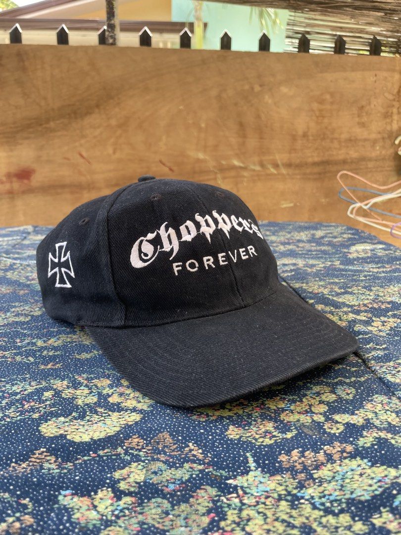 WEST COAST CHOPPERS‼️‼️‼️ (Category: Caps & Hats) located in Dumaguete. Submitted by Jazpherto (Listing ID 1463715339, Image 1). Description: one size fits all very presentable condition *may basag yung brim see last pic 450 add 85 shipping fee.