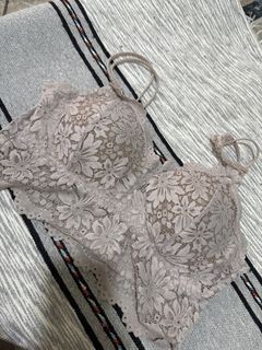 (Category: ) located in . Submitted by aphrodite_athena (Listing ID 1463634188, Image 1). Description: .