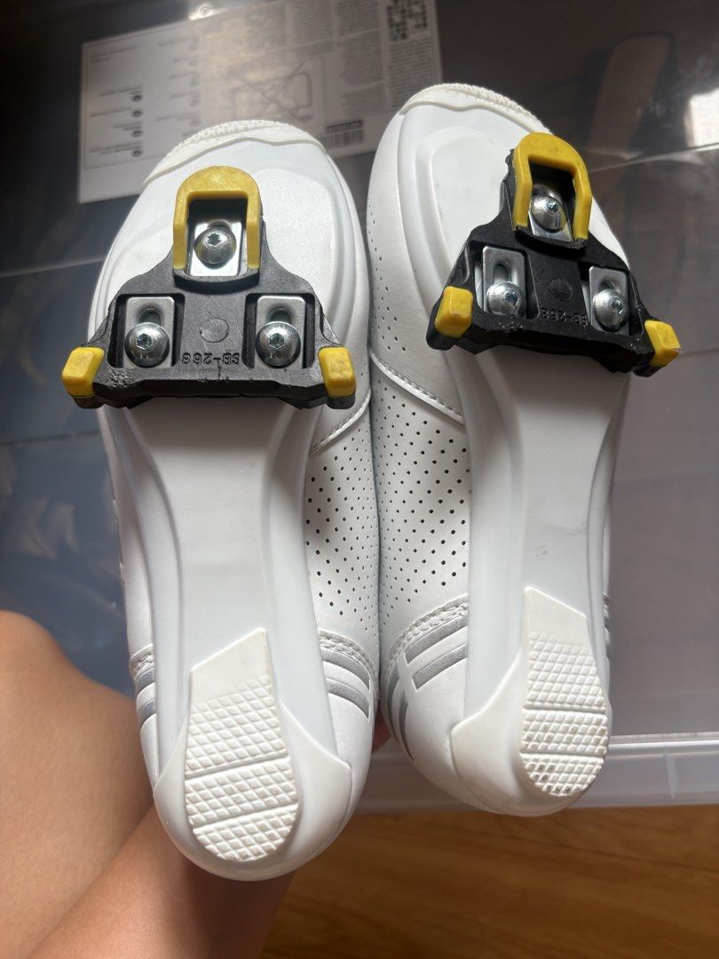 White Cycling Shoes -Size 37 (Category: Sneakers) located in Manila. Submitted by mndoxajc (Listing ID 1463611234, Image 2). Description: - White cycling shoes - Size 37 - BOA lacing system for a secure fit - Cleats included - Ideal for road cycling - Minor scuffs from normal use.