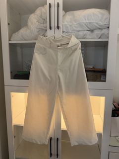 (Category: ) located in . Submitted by destashingmycloset (Listing ID 1463689199, Image 1). Description: .