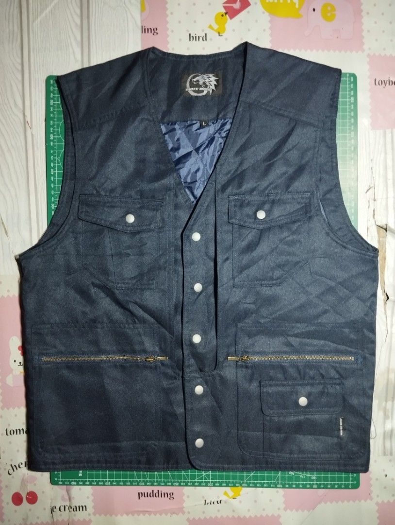 White Wolf Vest (Category: Vests) located in Makati City. Submitted by christhrift10 (Listing ID 1463605726, Image 1). Description: White Wolf Vest Large on tag 20x23.5 Good condition P150+sf Loc.Olympia, Makati Pick-up or delivery Gcash ready if J&T.