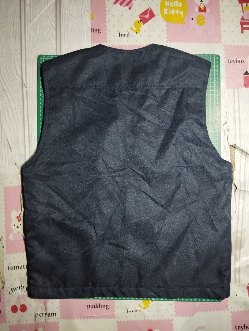 White Wolf Vest (Category: Vests) located in Makati City. Submitted by christhrift10 (Listing ID 1463605726, Image 3). Description: White Wolf Vest Large on tag 20x23.5 Good condition P150+sf Loc.Olympia, Makati Pick-up or delivery Gcash ready if J&T.