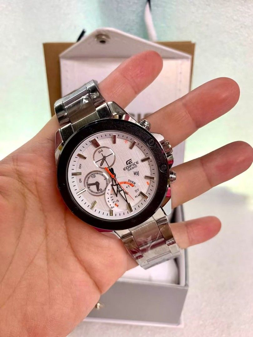 With box and paper bag (Category: Men's Watches) located in Manila. Submitted by chellesshop (Listing ID 1463618554, Image 3). Description: .