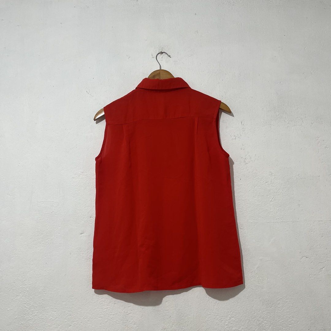 Women's Red Blouse [Large] (Category: Shirts) located in Quezon City. Submitted by jpsstore (Listing ID 1463644211, Image 3). Description: Size: Large Width: 19.5" Length: 23" No issue MOP: Gcash SHIPPING: J&t | Lalamove.