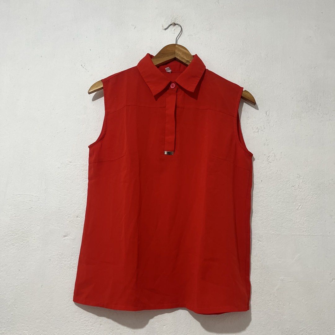 Women's Red Blouse [Large] (Category: Shirts) located in Quezon City. Submitted by jpsstore (Listing ID 1463644211, Image 1). Description: Size: Large Width: 19.5" Length: 23" No issue MOP: Gcash SHIPPING: J&t | Lalamove.