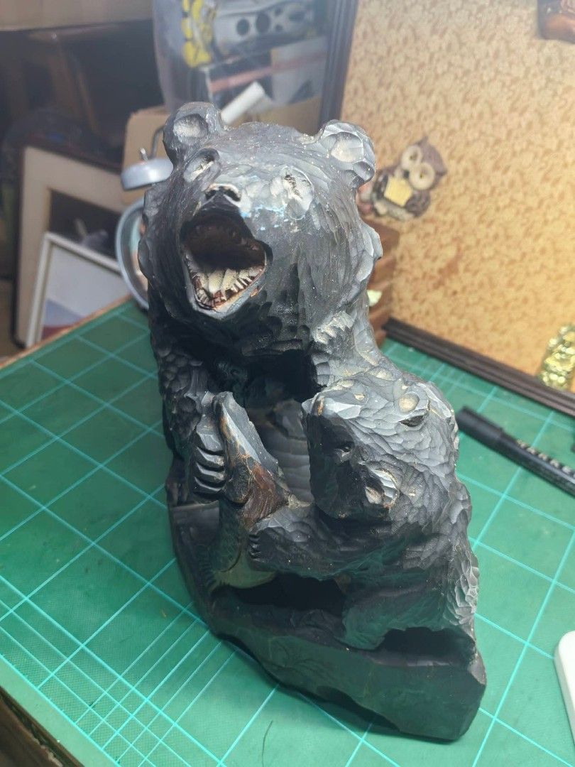 Wooden Bear Figure Sculpture (Category: Other Home Decor) located in Cebu City. Submitted by dudes_villanueva (Listing ID 1463604411, Image 3). Description: Wooden Bear Figure Sculpture In good condition - see all pics for condition. Size: L10in x W5in x H10in.