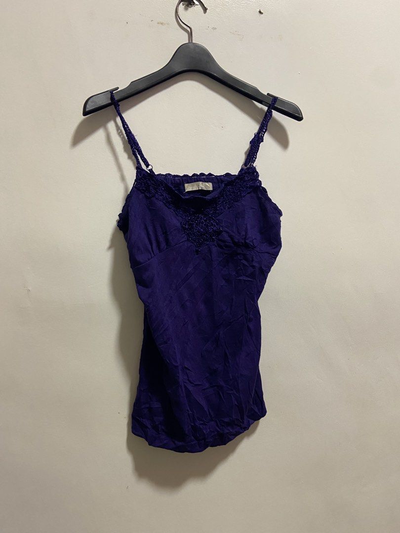 y2k cami sole beaded along the neckline (Category: Sleeveless) located in Cagayan de Oro. Submitted by timeless_trends (Listing ID 1463709286, Image 1). Description: dm for more details .