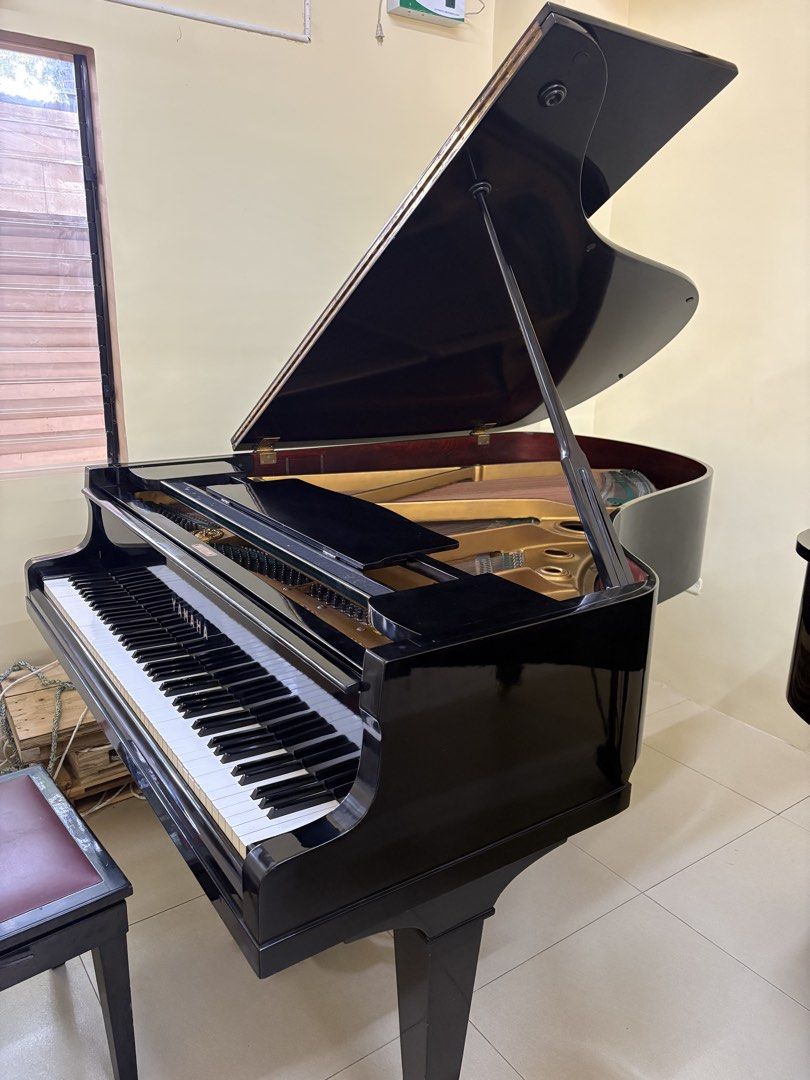 Yamaha Parlor Grand 3 (Category: Musical Instruments) located in Cagayan de Oro. Submitted by rudolf.pianos (Listing ID 1463592503, Image 1). Description: Yamaha Grand 6ft or 180cm.