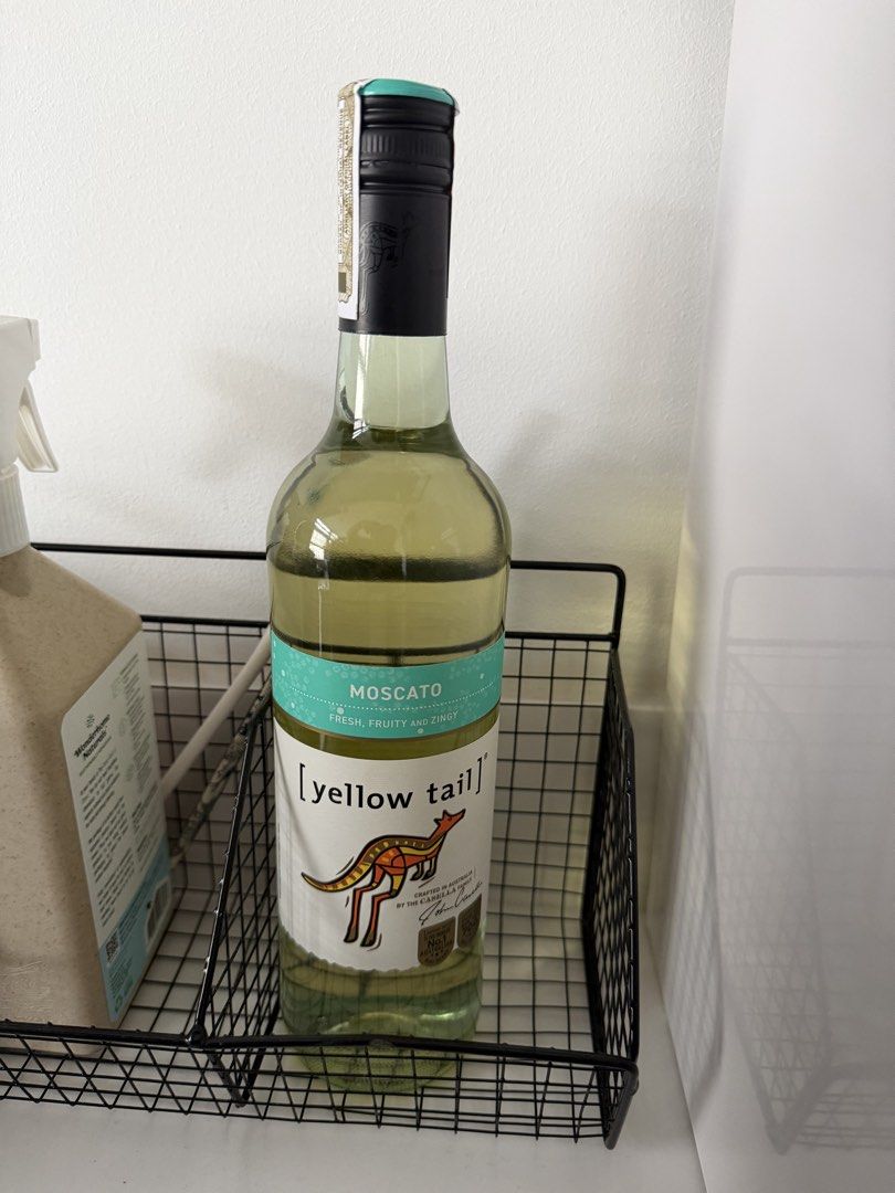 Yellow Tail Moscato 750ml (Category: Beverages) located in Makati City. Submitted by madamchi (Listing ID 1463687151, Image 1). Description: Yellow Tail Moscato 750ml RFS: Excess stock MOP: Gcash PICKUP: Makati City or Glorietta.