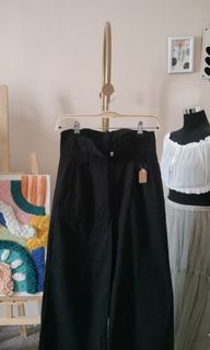 (Category: ) located in . Submitted by linenandsilk (Listing ID 1463664995, Image 1). Description: .