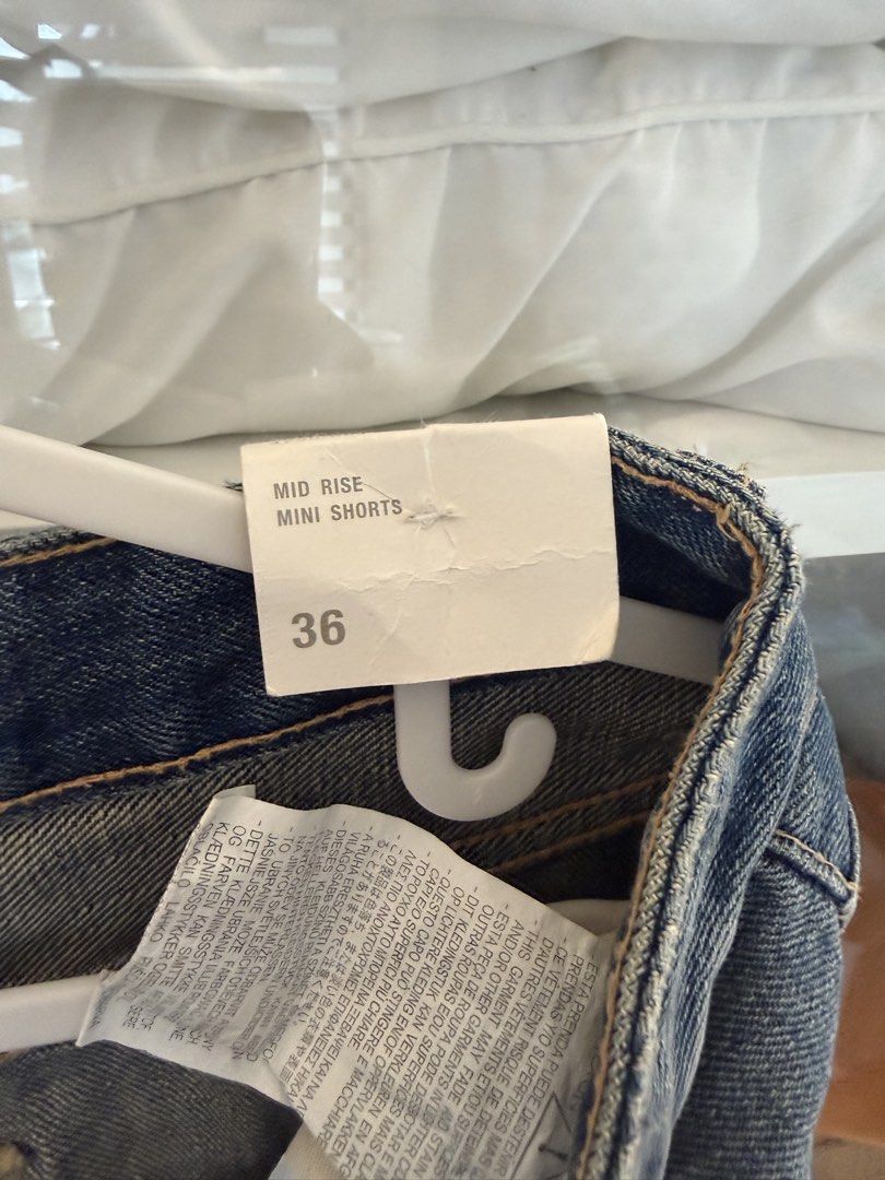 Zara denim shorts (Category: Shorts) located in Quezon City. Submitted by destashingmycloset (Listing ID 1463691930, Image 2). Description: .