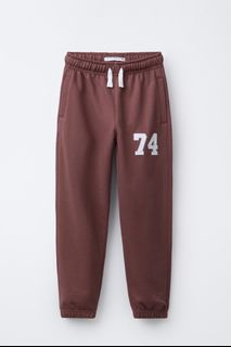 (Category: ) located in . Submitted by ourburstingwardrobe_ (Listing ID 1463606089, Image 1). Description: .