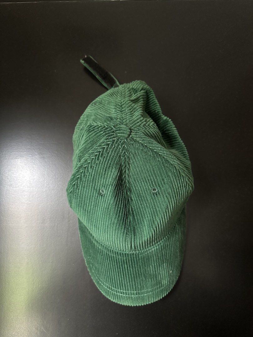 ZARA Green Corduroy Baseball Cap (Category: Hats & Beanies) located in Paranaque City. Submitted by _tonkatsuclub (Listing ID 1463645563, Image 1). Description: - Zara Green Corduroy Baseball Cap - Adjustable strap at the back.