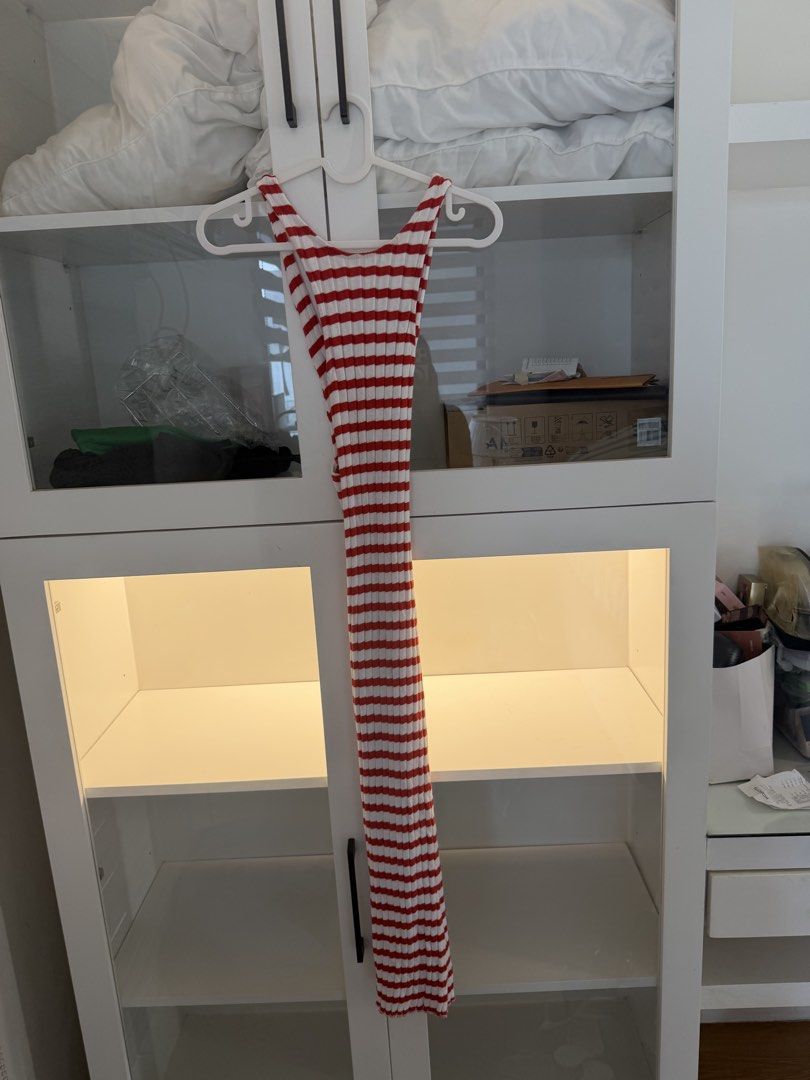 Zara knit dress (Category: Dresses) located in Quezon City. Submitted by destashingmycloset (Listing ID 1463686074, Image 1). Description: .