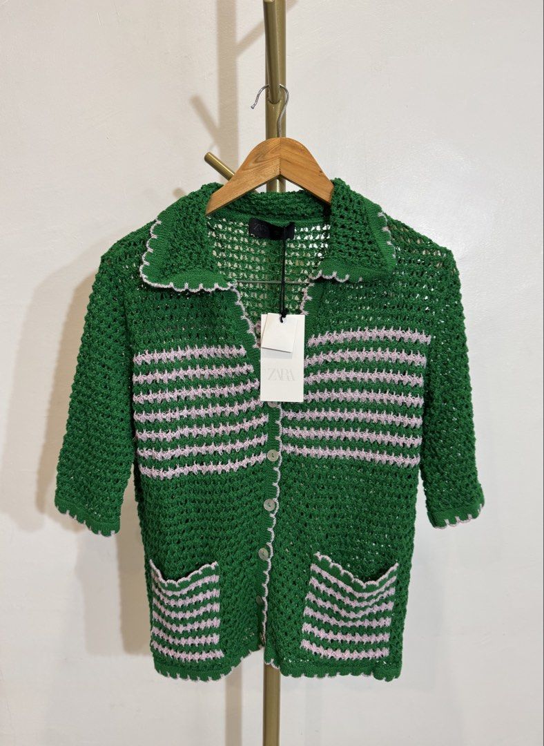 Zara Knit Top (Category: Others Tops) located in Quezon City. Submitted by shopper_xoxo (Listing ID 1463629788, Image 3). Description: Brand new with tag 😊 📦 From Zara Japan 🚚 On hand and ready to ship MOP: GCash and BPI Shipping starts at ₱65 only ✨ .